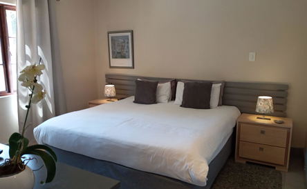 Twelve Apostle Room