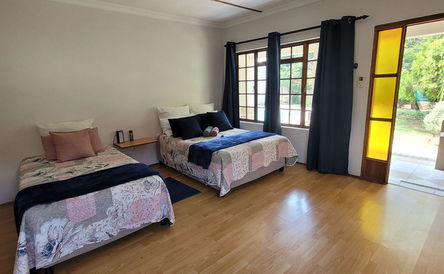 Room 4 - Standard Family Room