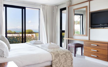 74 on Marine - Apartment 102 - Hermanus