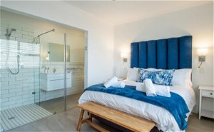 Family RegSuid 2 Bedroom Apartment - Struisbaai