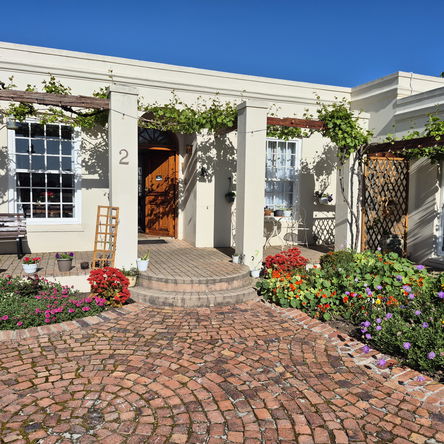 10% Discount for Direct Bookings