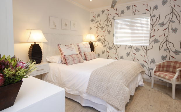 Standard Room with ensuite shower, DSTV, WIFI, tea/coffee making facilities, wall heater, ceiling fan, hot water bottles, safety deposit box, artistic hand painted walls. Standard Room with ensuite shower, DSTV, WIFI, tea/coffee making facilities, wall heater, ceiling fan, hot water bottles, safety deposit box, artistic hand painted walls.