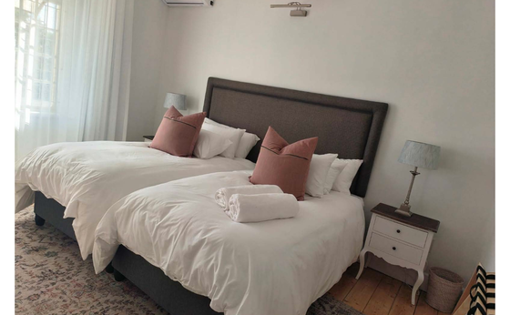 Luxury King Room 2