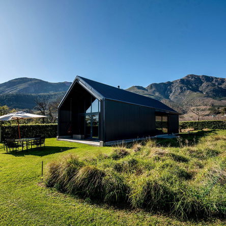 Mountain View Retreat - Free standing unit