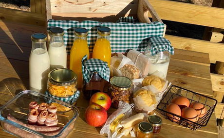 Breakfast Basket Breakfast Basket