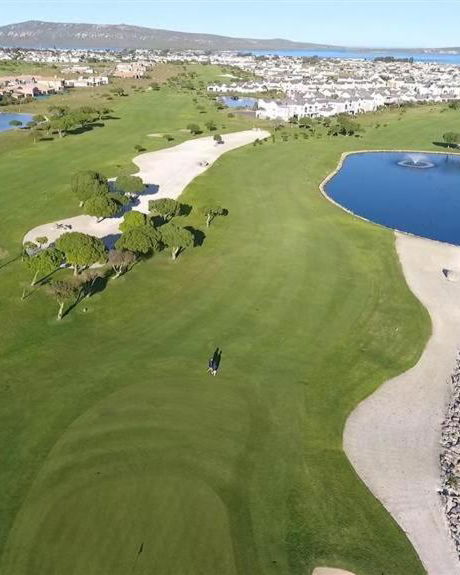 GOLFER'S PARADISE