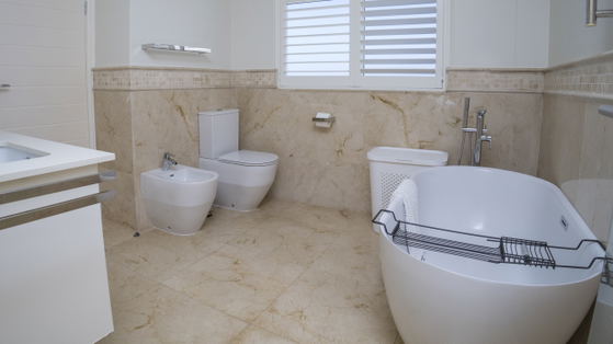 Main En Suite