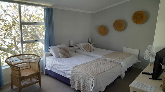 Two 3/4 beds