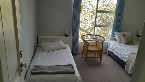 One single bed 