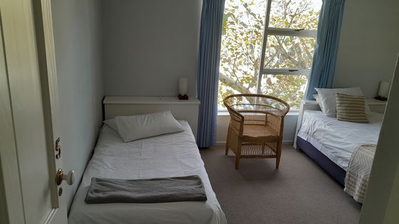 One single bed 