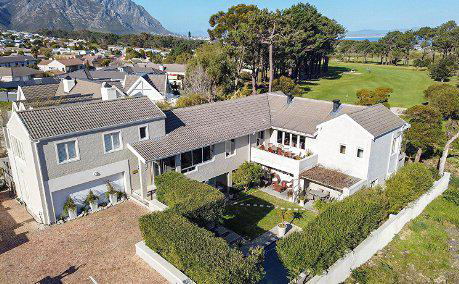 Hermanus Lodge on the Green, DCC Hotel Collection 1
