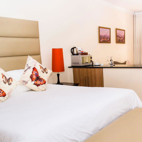 Deluxe Suites