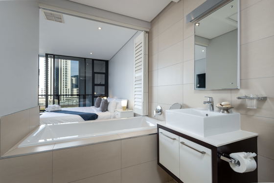 Main en suite