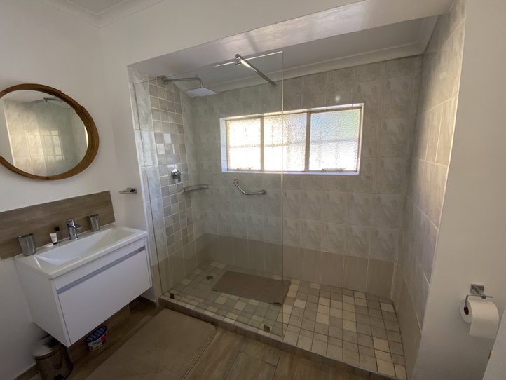 Jimmy's Cottage bathroom Jimmy's Cottage bathroom