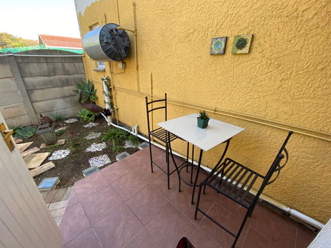 Jimmy's Cottage patio