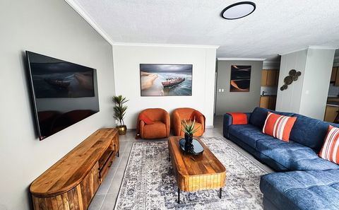 SUMMERLANE APARTMENT
