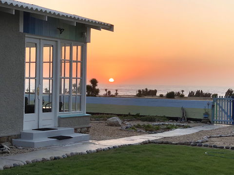SUN SET