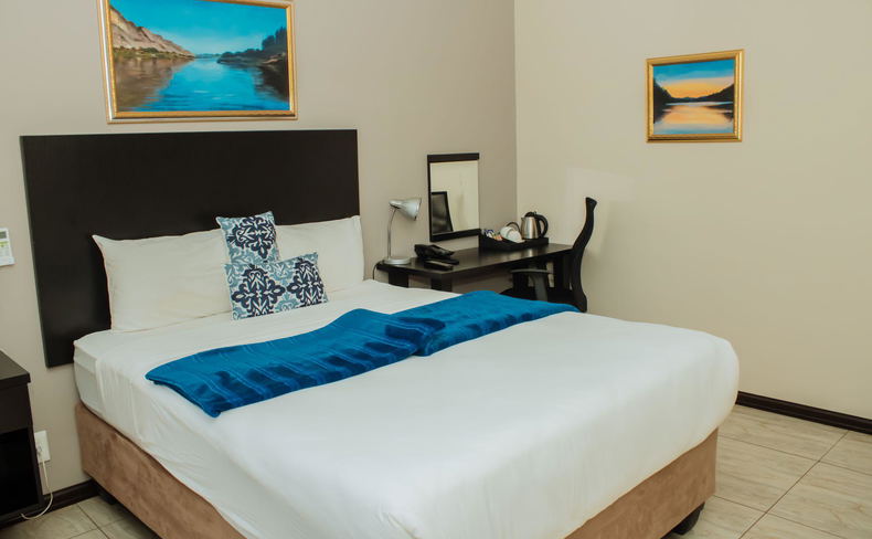 Guest House Near The Glen Mall​