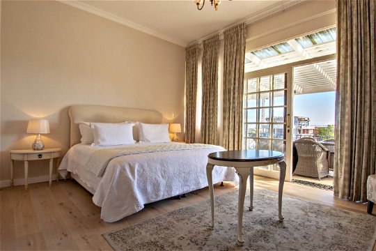Discounted Accommodation Seapoint Rhonda's Manor