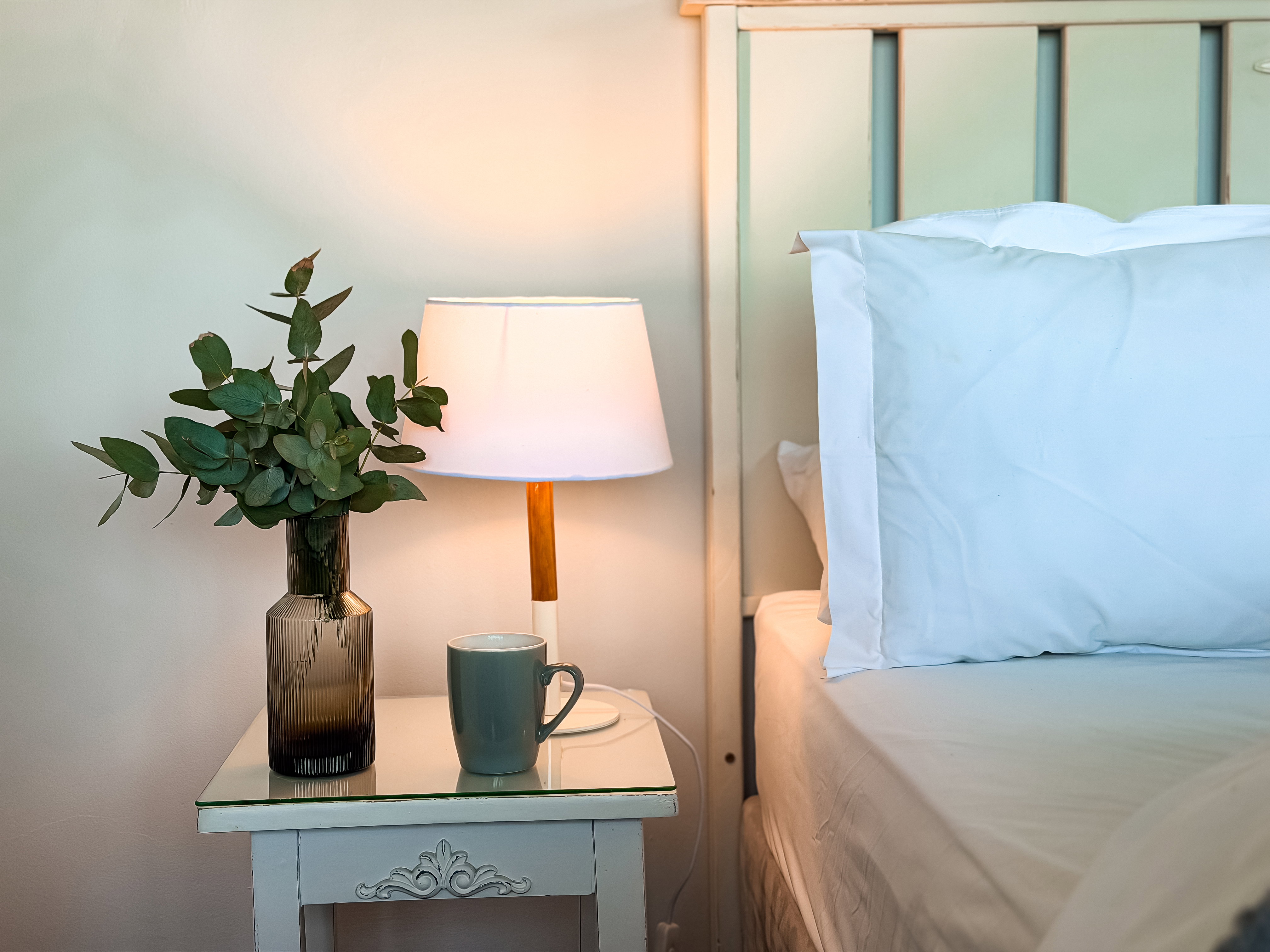 A perfect little gem with the ocean on your doorstep