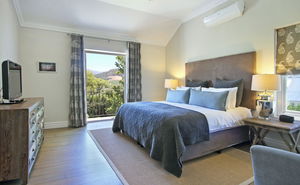 Master en-suite bedroom