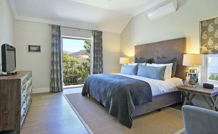 Master en-suite bedroom