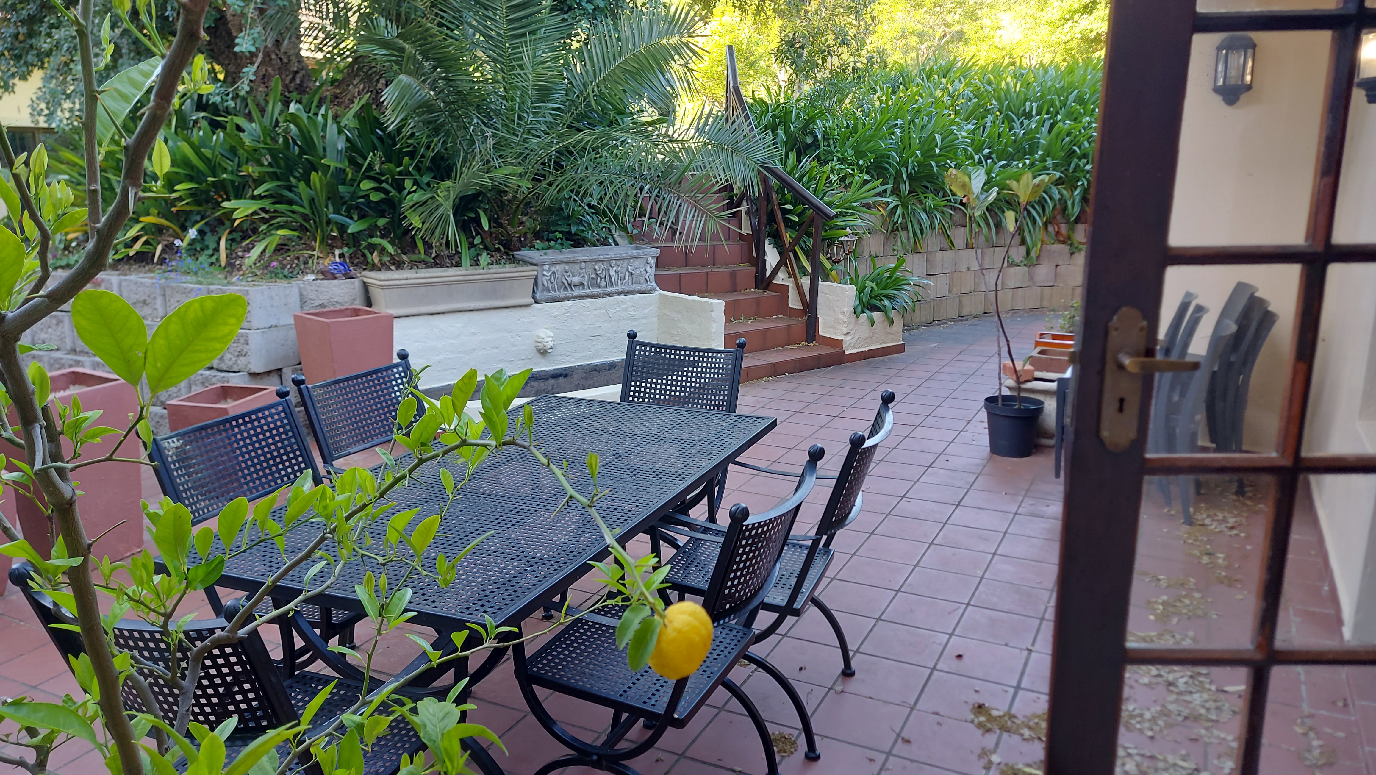 Cottage Courtyard