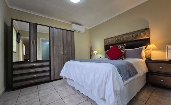 Self Catering Cottage - 5