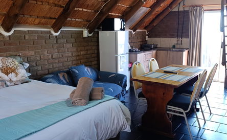 Duplex chalet: Volstruis