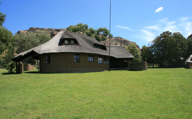 Renoster Chalet Mount Everest Guest Farm