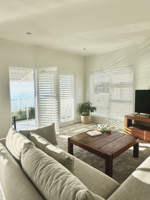 Top living area & deck with Seaview