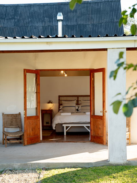 Riverdene Lodge - Farm Stay