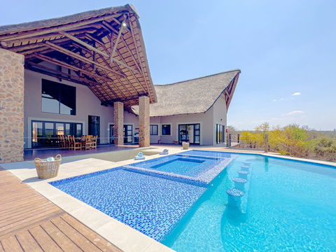Tebuah Private Lodge Pool View