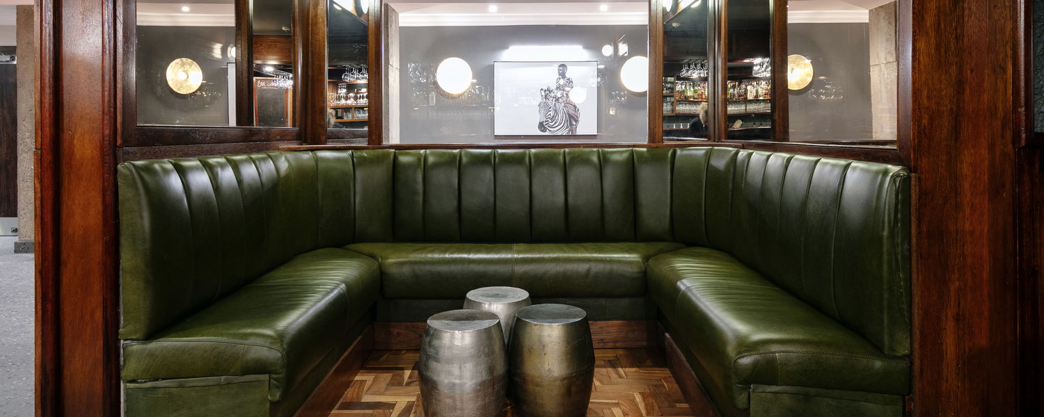 Unwind at the Old Town Bar