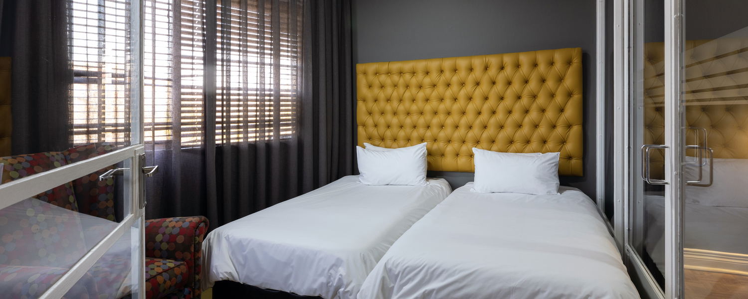 One Bedroom Apartment