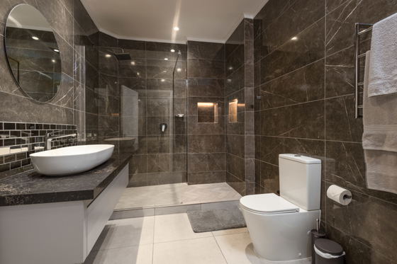Main en suite