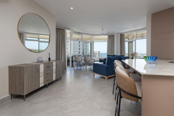 Lounge and Dining Area