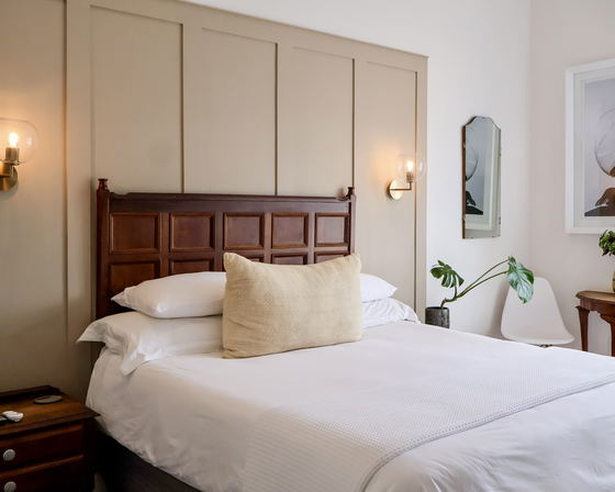 Bon Courage - Deluxe Room