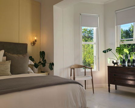 Silverthorn - Superior Room