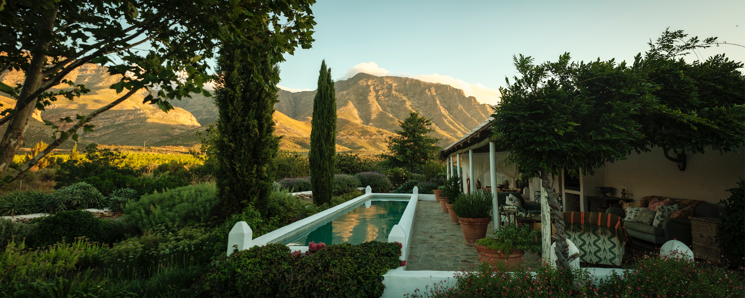 De Hoek pool guesthouse looking at the Karoo