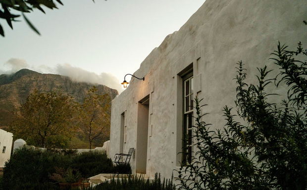 De Hoek cottage guesthouse looking at the Karoo