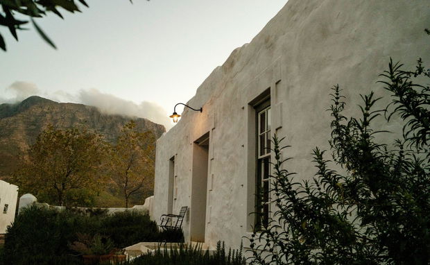 De Hoek cottage guesthouse looking at the Karoo