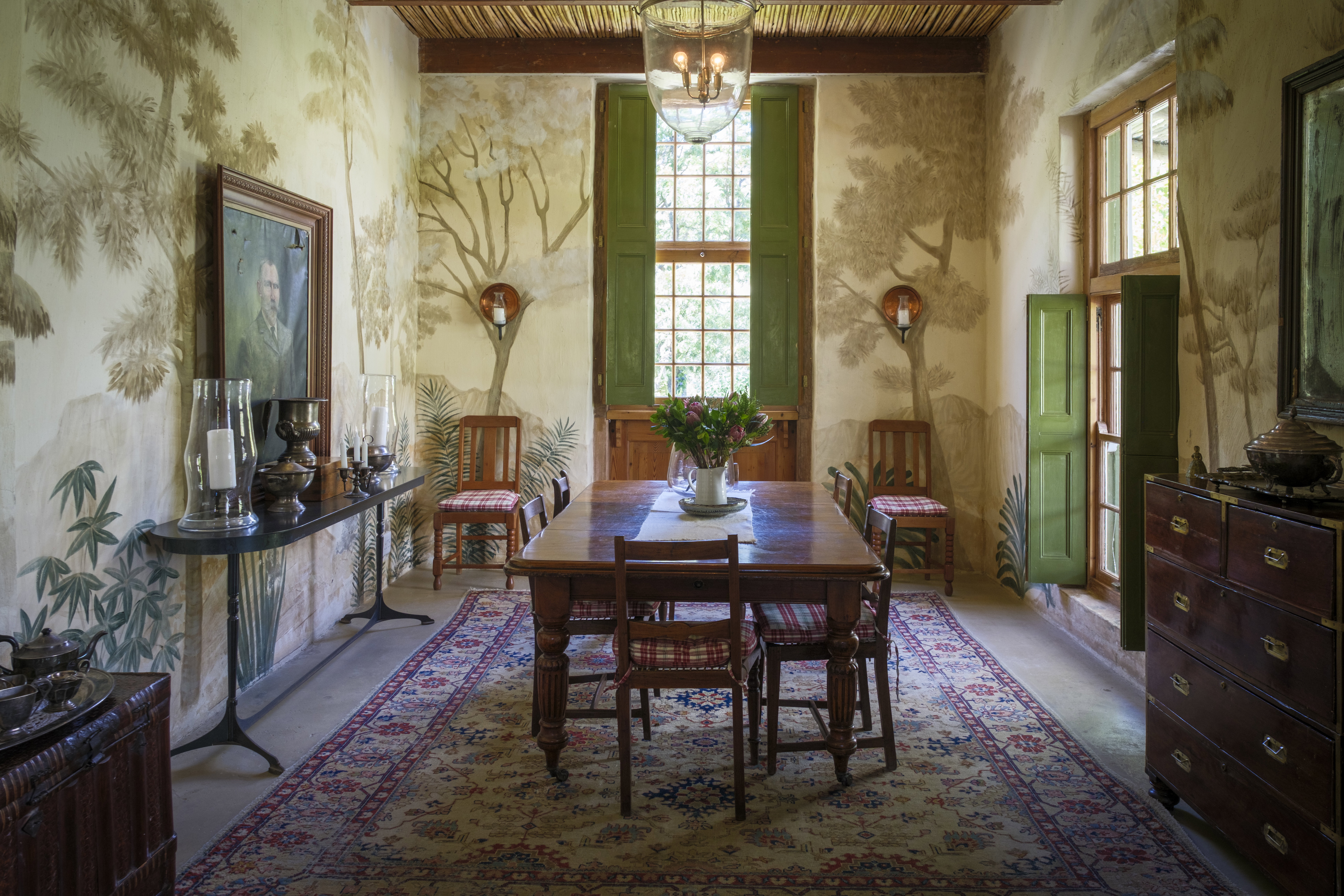 De Hoek Dining Room guesthouse looking at the Karoo