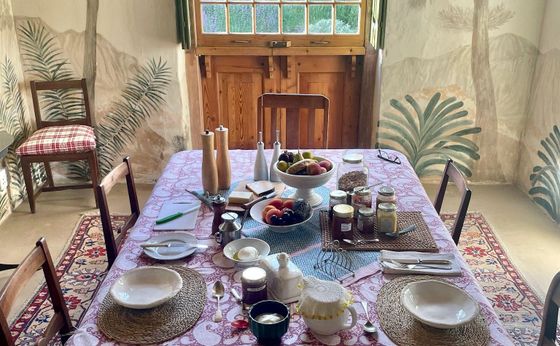 Dining Moments