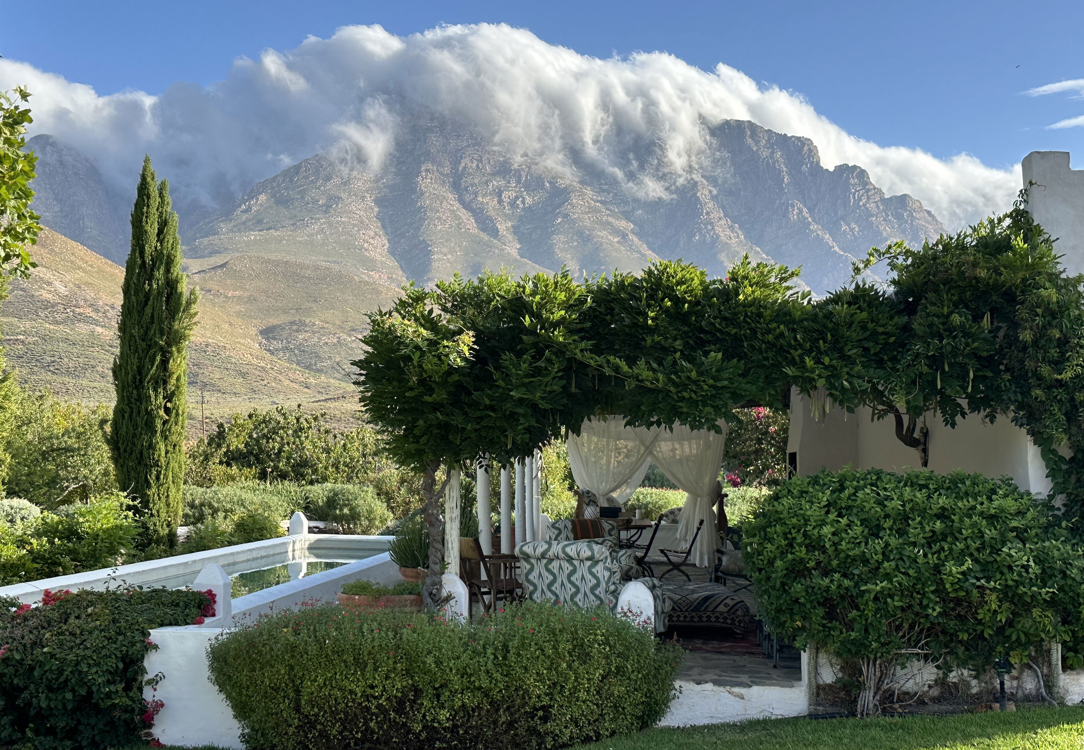 De Hoek pool guesthouse looking at the Karoo