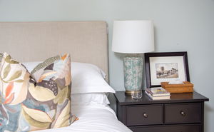 Hollyhock - Luxury Executive Suite  