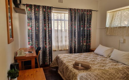 Standard Single/Double Room