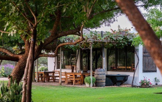 Group accommodation with hot tub in between McGregor and Robertson
