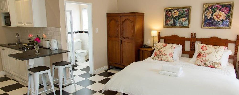 Self-Catering Executive Room