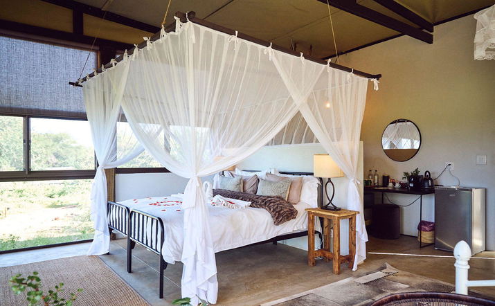 Honeymoon / Luxury Bushveld Chalet